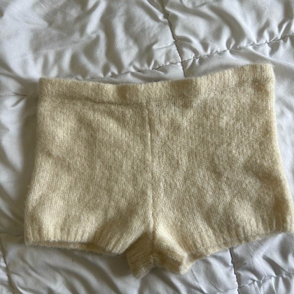 Victoria’s secret Fuzzy Lounge Shorts🧸